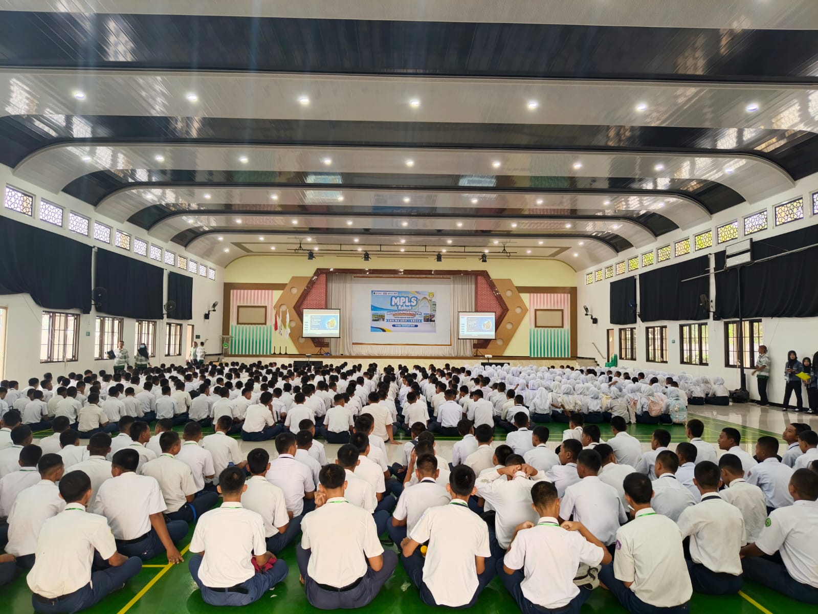 Peserta Didik Baru SMK Ma'arif 1 Kroya